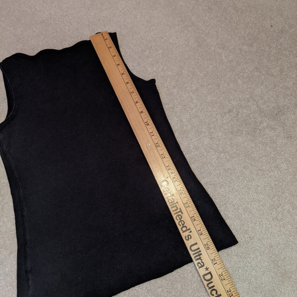 Faded glory cropped black cami/tank - Picture 4 of 15